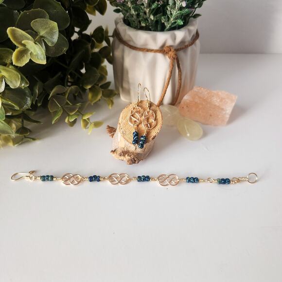 Eternity Love Jewelry Set / Gold Wirework and Blue Miyuki Picasso Beads - Picture 3 of 10